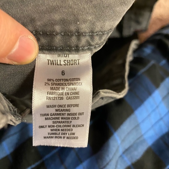 Women’s Aeropostale shorts - Picture 3 of 3